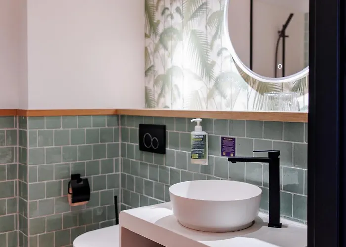 Koncept International Hotel