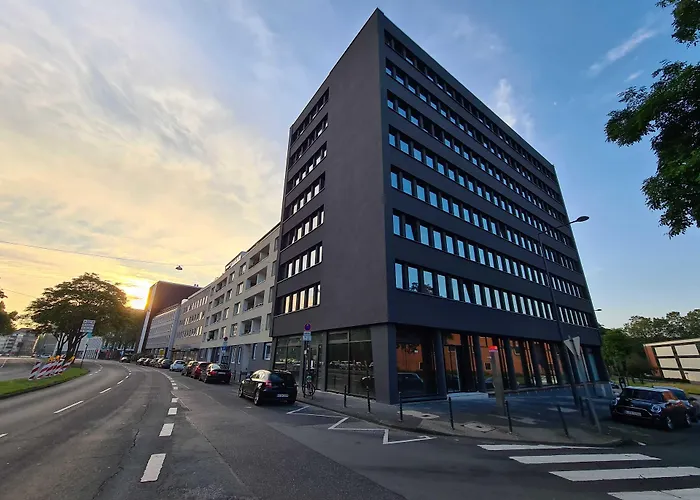 Koncept International Szálloda 3*