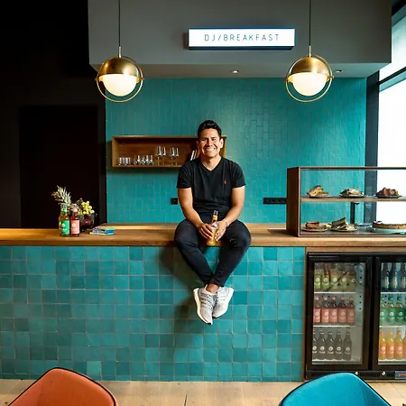 호텔 Koncept International